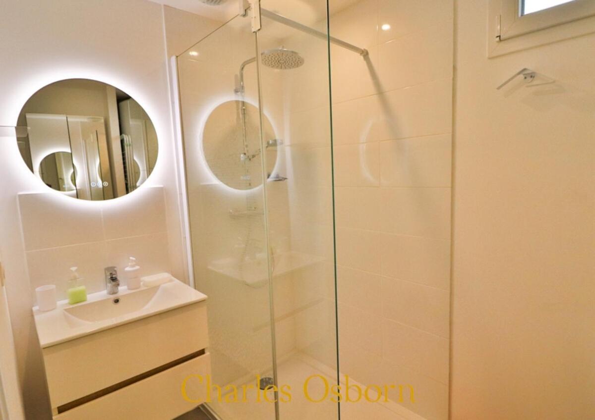 Tadacorbu - Apt Renove 3*, Calme En Centre-Ville Σετ Εξωτερικό φωτογραφία